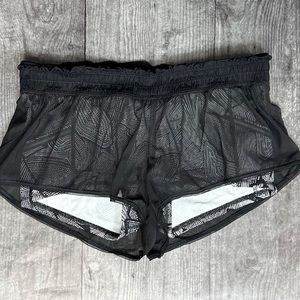 Lululemon City Sky Run By Short in Black / Dottie Tribe White Black [1410]